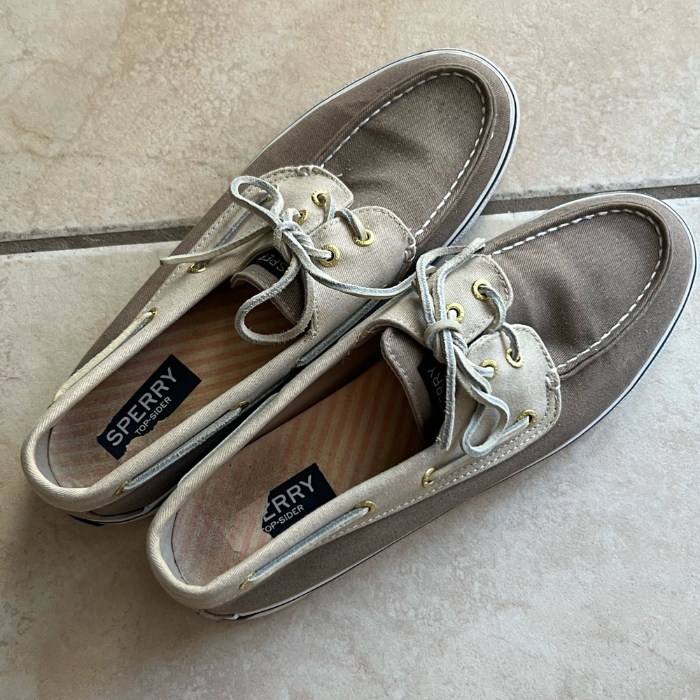 Size 10 “dark & light khaki” SPERRY shoes